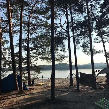 Maya Máchovo Jezero Campeggio